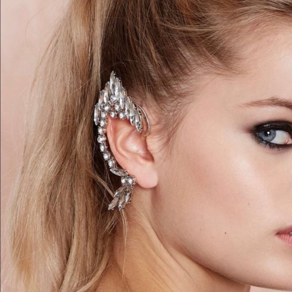 Nasty Gal Jewelry - Nasty Gal Juana right silver floral ear cuff